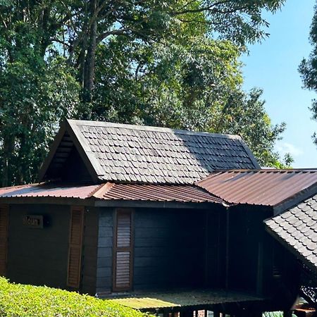 Malihom Private Estate Villa Balik Pulau Eksteriør bilde