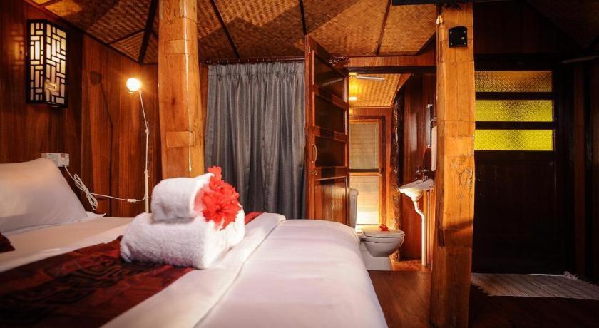 Malihom Private Estate Villa Balik Pulau Eksteriør bilde
