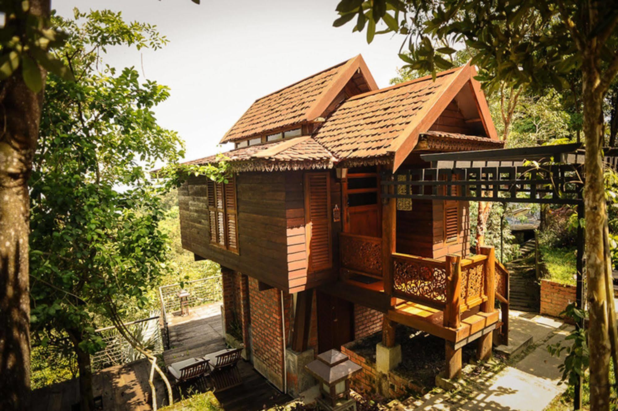 Malihom Private Estate Villa Balik Pulau Eksteriør bilde