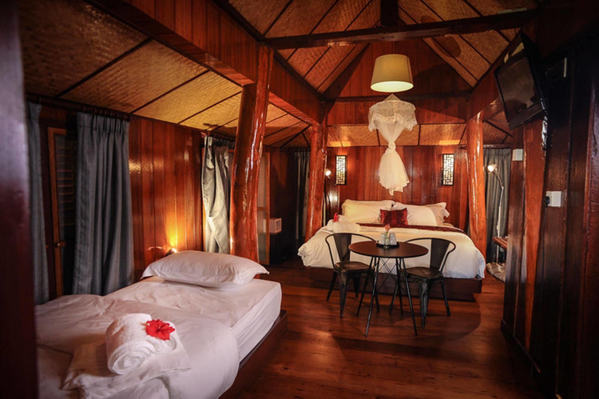 Malihom Private Estate Villa Balik Pulau Eksteriør bilde